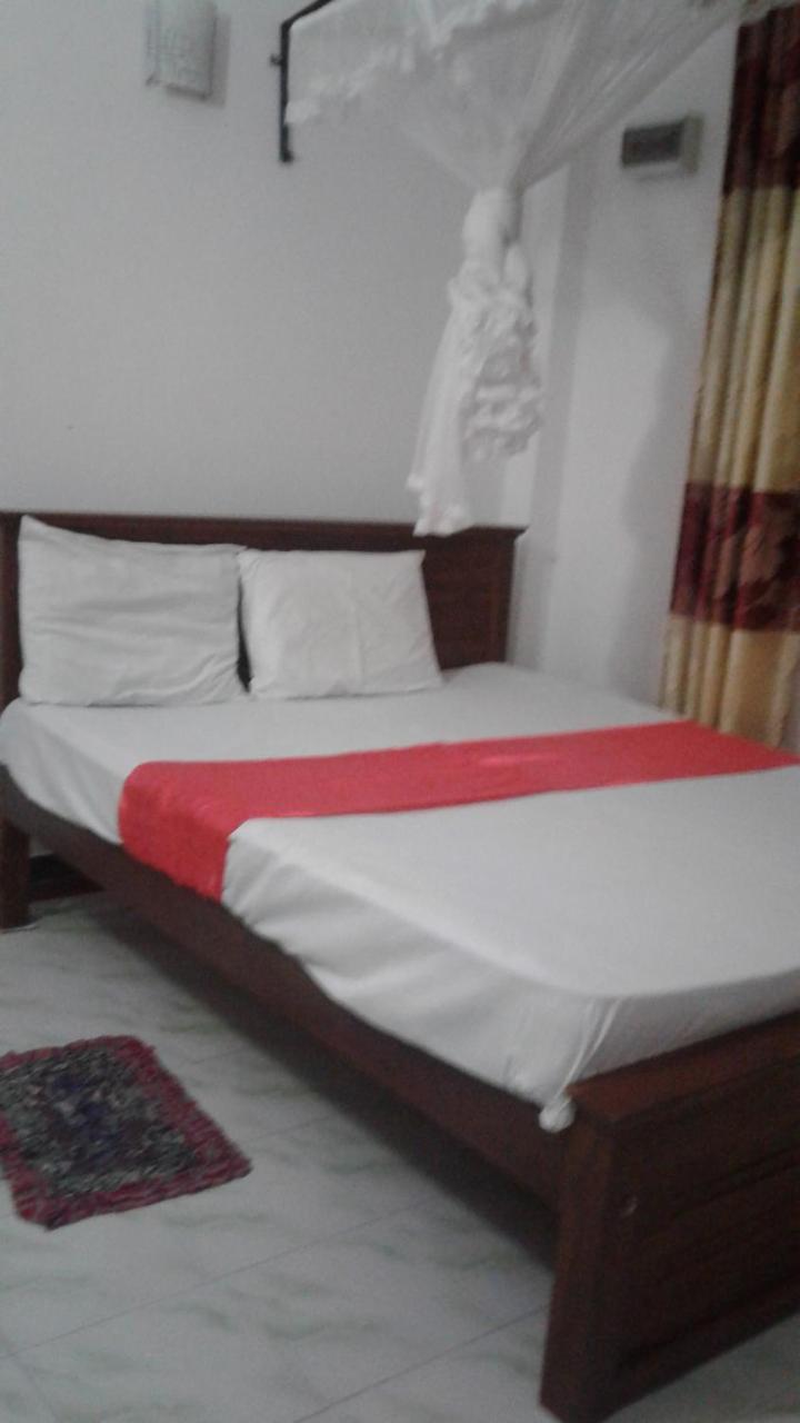 Hotel Sea Side Bay House Weligama Exterior foto
